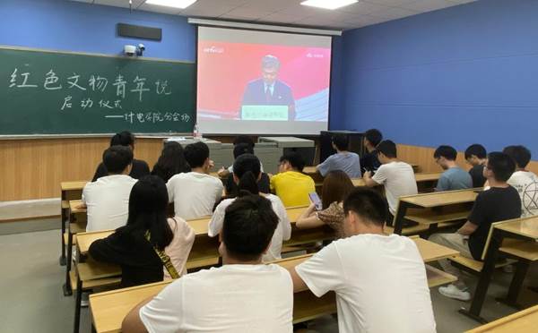 http://www.huas.edu.cn/__local/D/BB/D5/6C59674FF83155926619D7E5C5E_D3AC615E_12821.jpg?e=.jpg